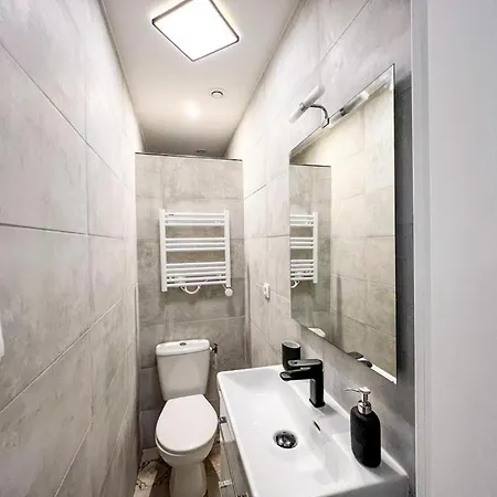 Confort & Modernité Au Centre De تارْب