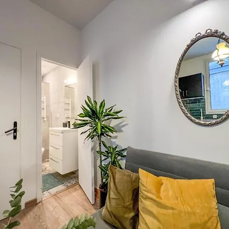 Апартаменты Confort & Modernite Au Centre De Тарб